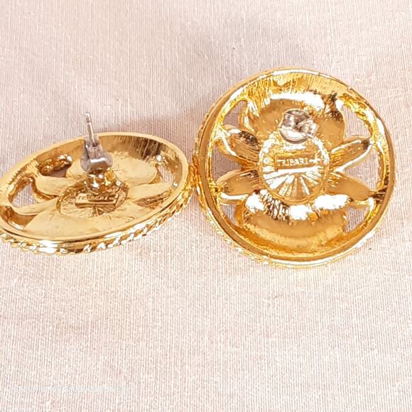 Spike Dome Stud Earrings Gold Tone Post Back - Picture 8 of 10